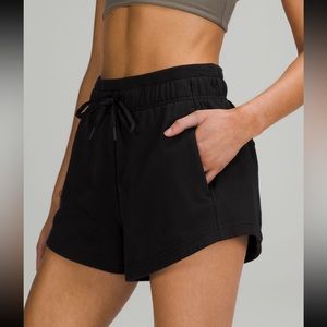 Lululemon Inner Glow 3” Shorts Black